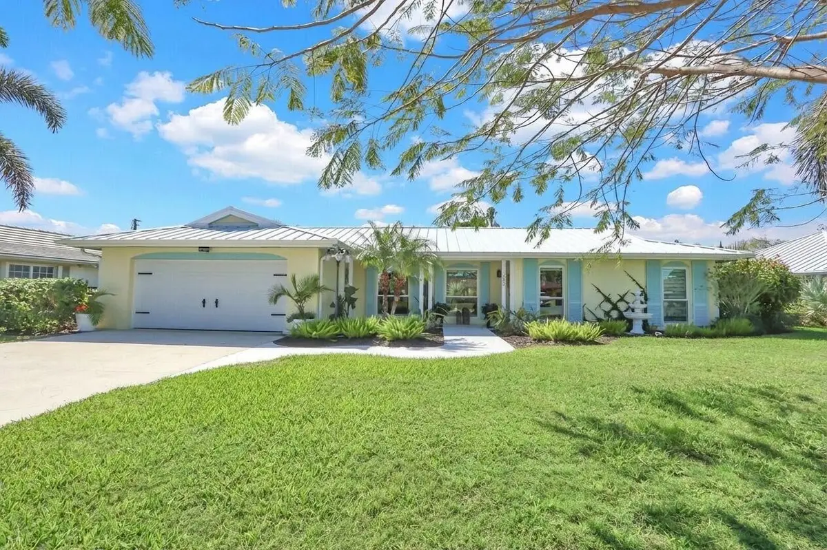 225 Orange Tree at 225 Orange Tree Drive, Atlantis
