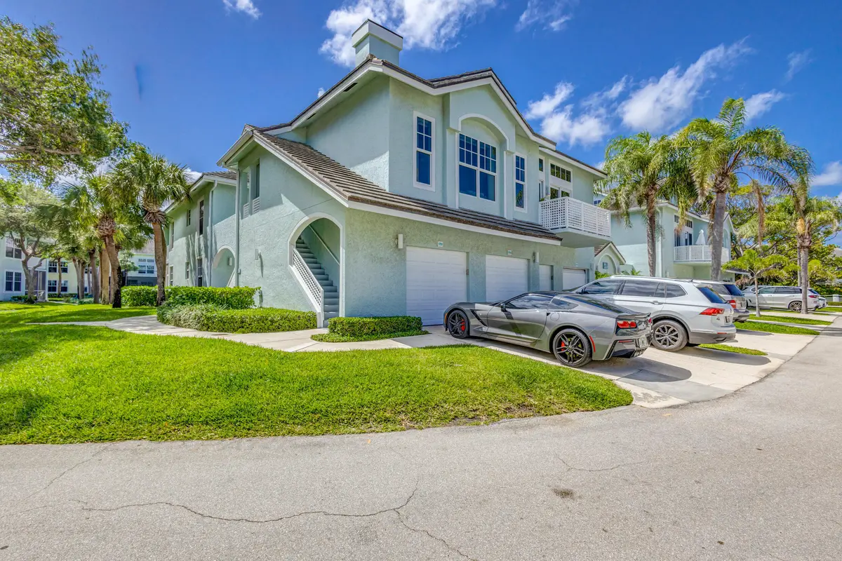 Exterior at 1701 Mizzenmast Way, Jupiter
