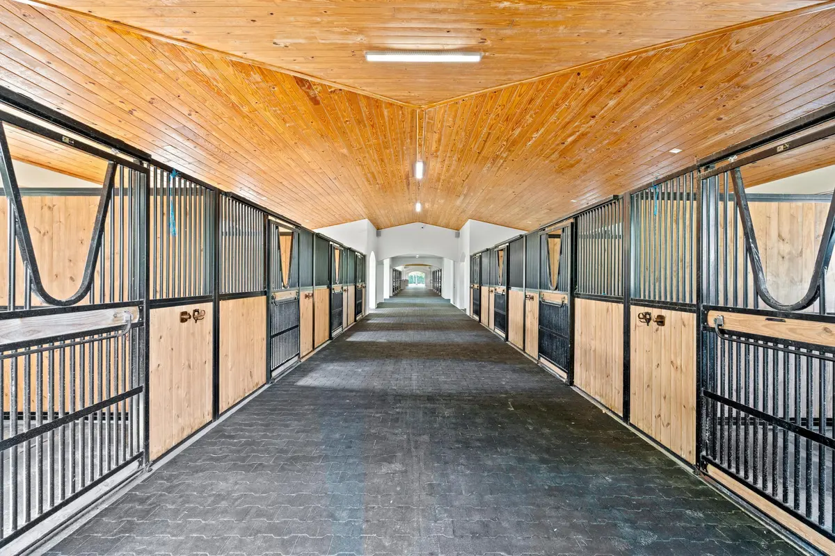 barn at 5656 South Shore Boulevard, Wellington