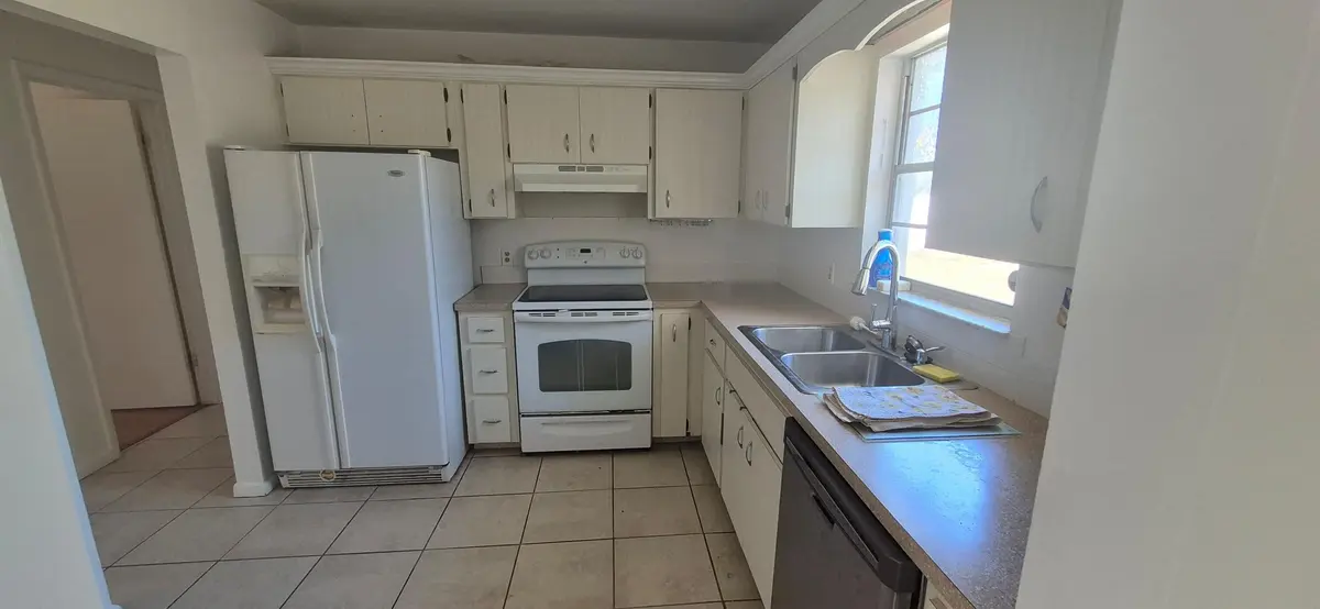 kitchen at 1701 NE 16th Drive, Jensen Beach