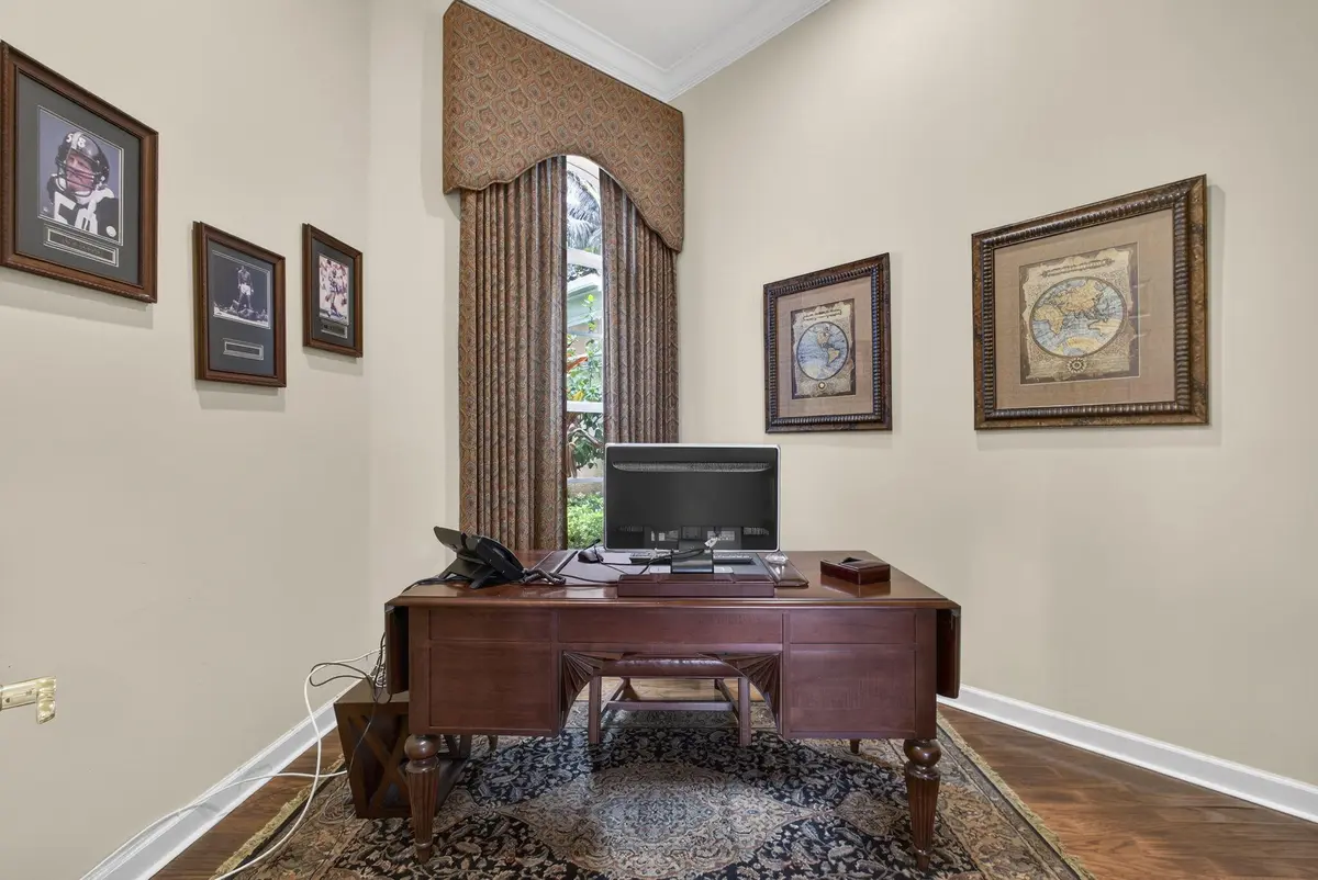 Office at 207 Andalusia Drive, Palm Beach Gardens