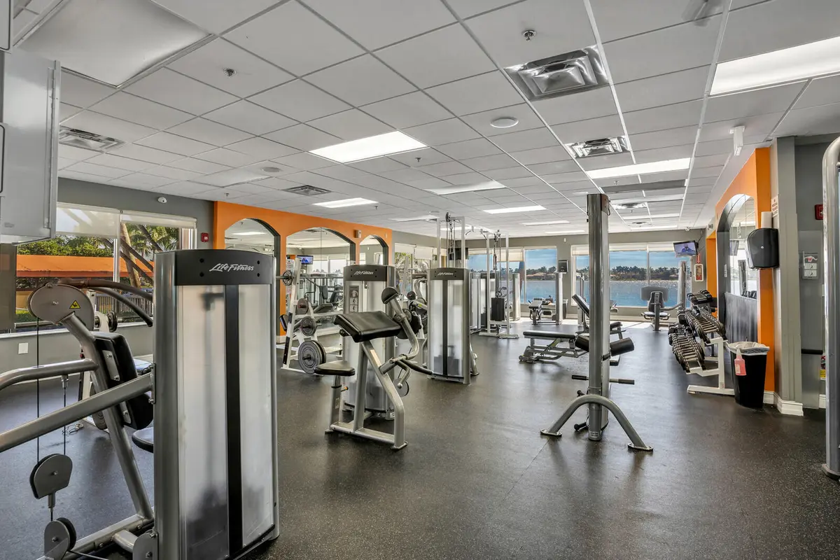 74_Filusstudioscom__4265_SW_185_Ave__Fin at 3241 SW 189th Avenue, Miramar