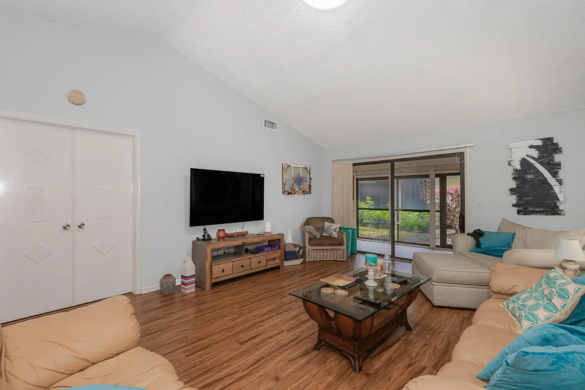 0-6 at 10074 Hickorywood Place, Boynton Beach