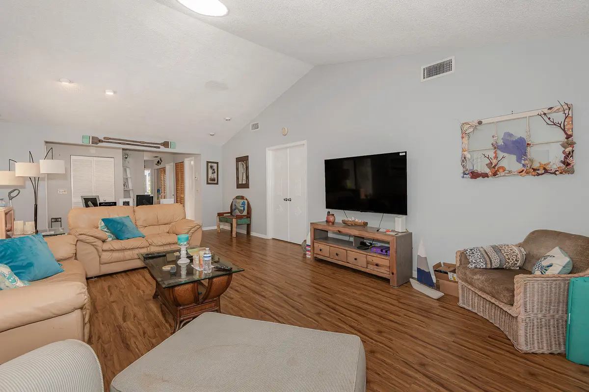 0-8 at 10074 Hickorywood Place, Boynton Beach