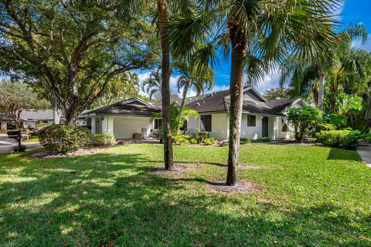 0-1 at 10074 Hickorywood Place, Boynton Beach
