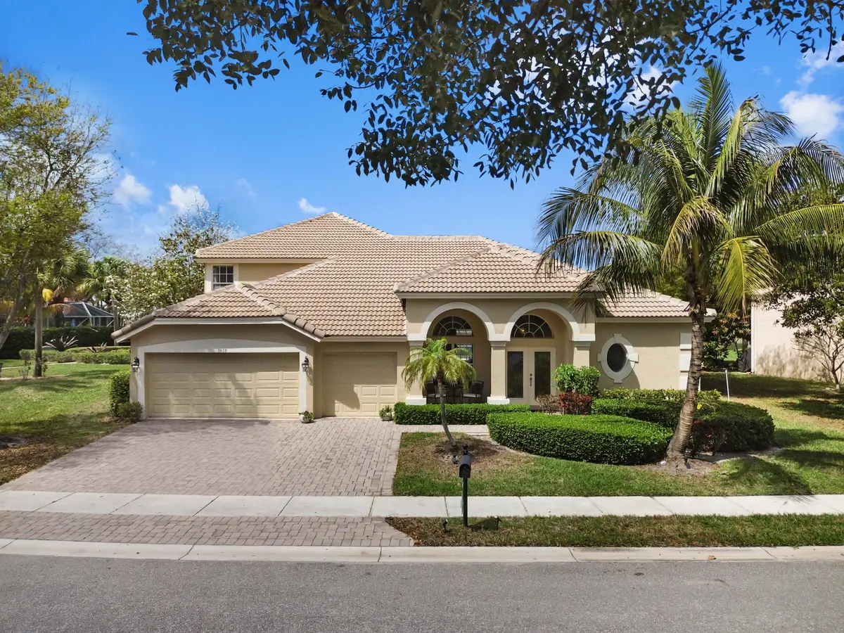 46 drone 01 at 3638 Hamilton Key, West Palm Beach