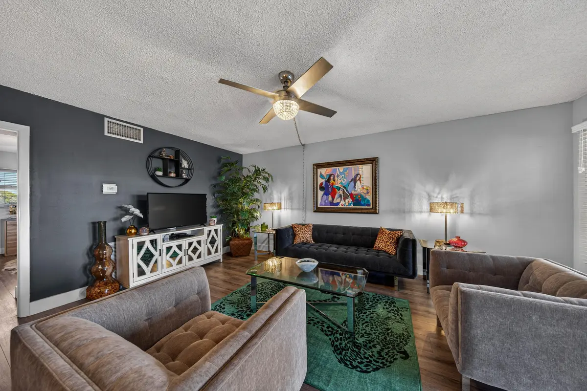 head-3 at 804 SE 7th Street 401, Deerfield Beach