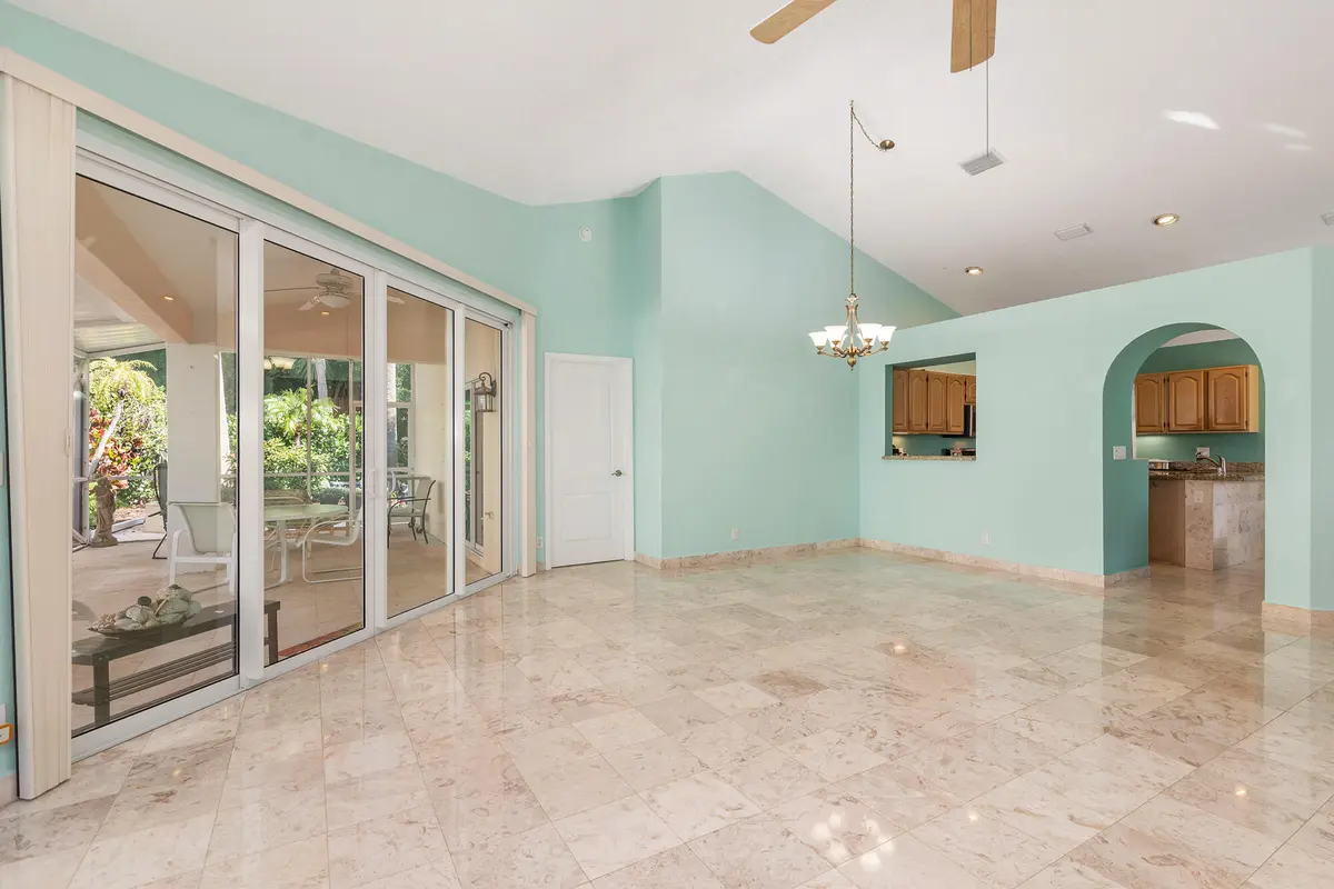 low-7 at 9213 Heathridge Drive, West Palm Beach