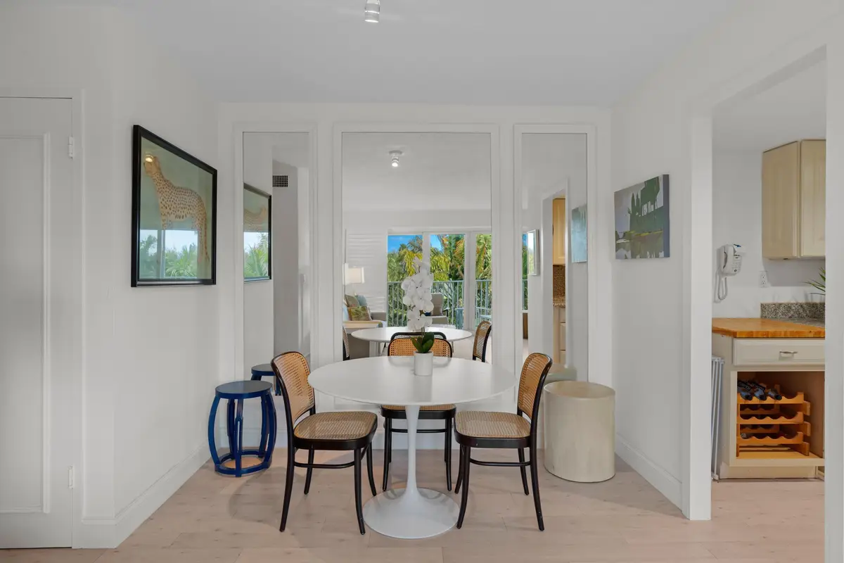 223 Atlantic Avenue 4e, Palm Beach, FL – photo 6