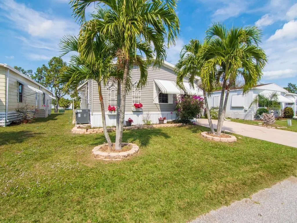 Resized024 at 43 W Caribbean, Port St. Lucie