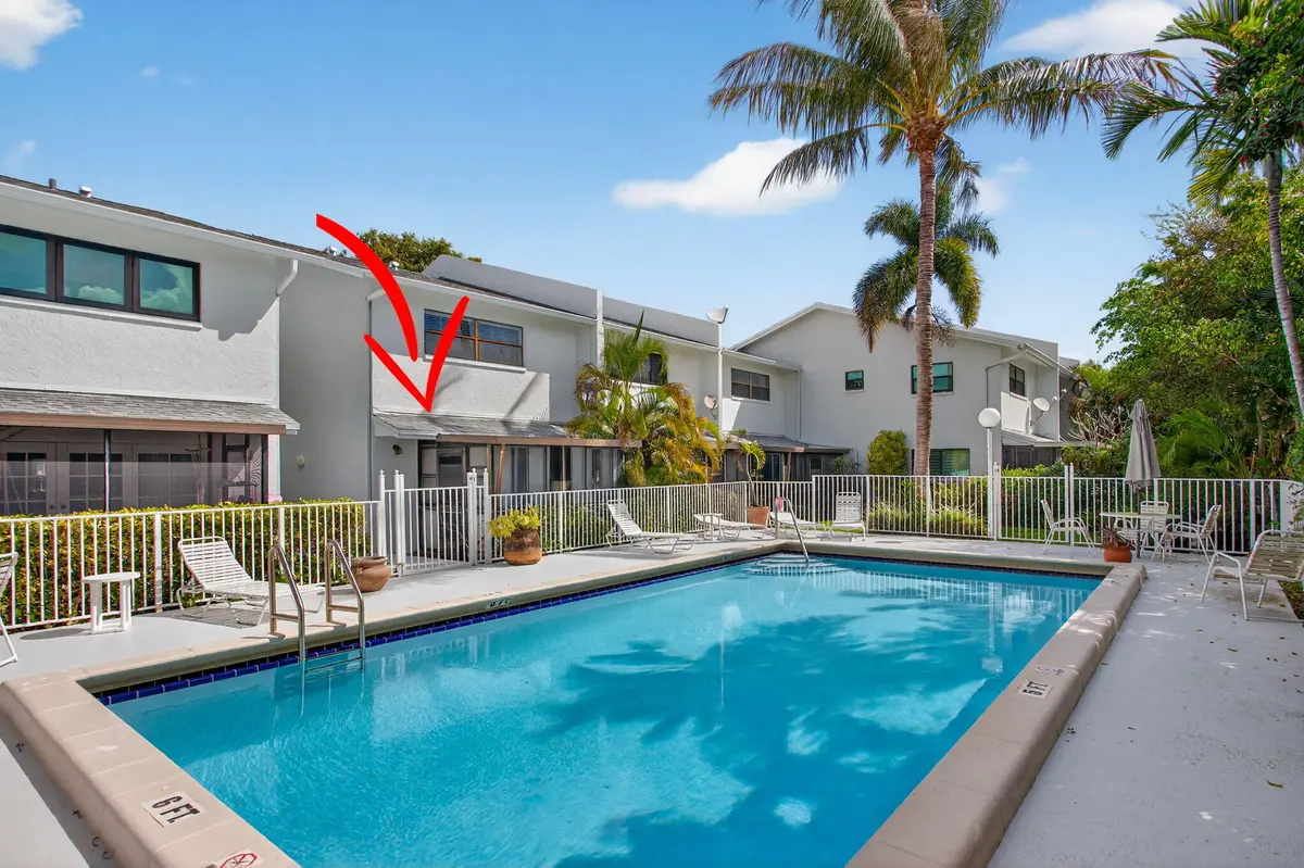 Sparkling Pool at 2122 NE 44th Street, Lighthouse Point