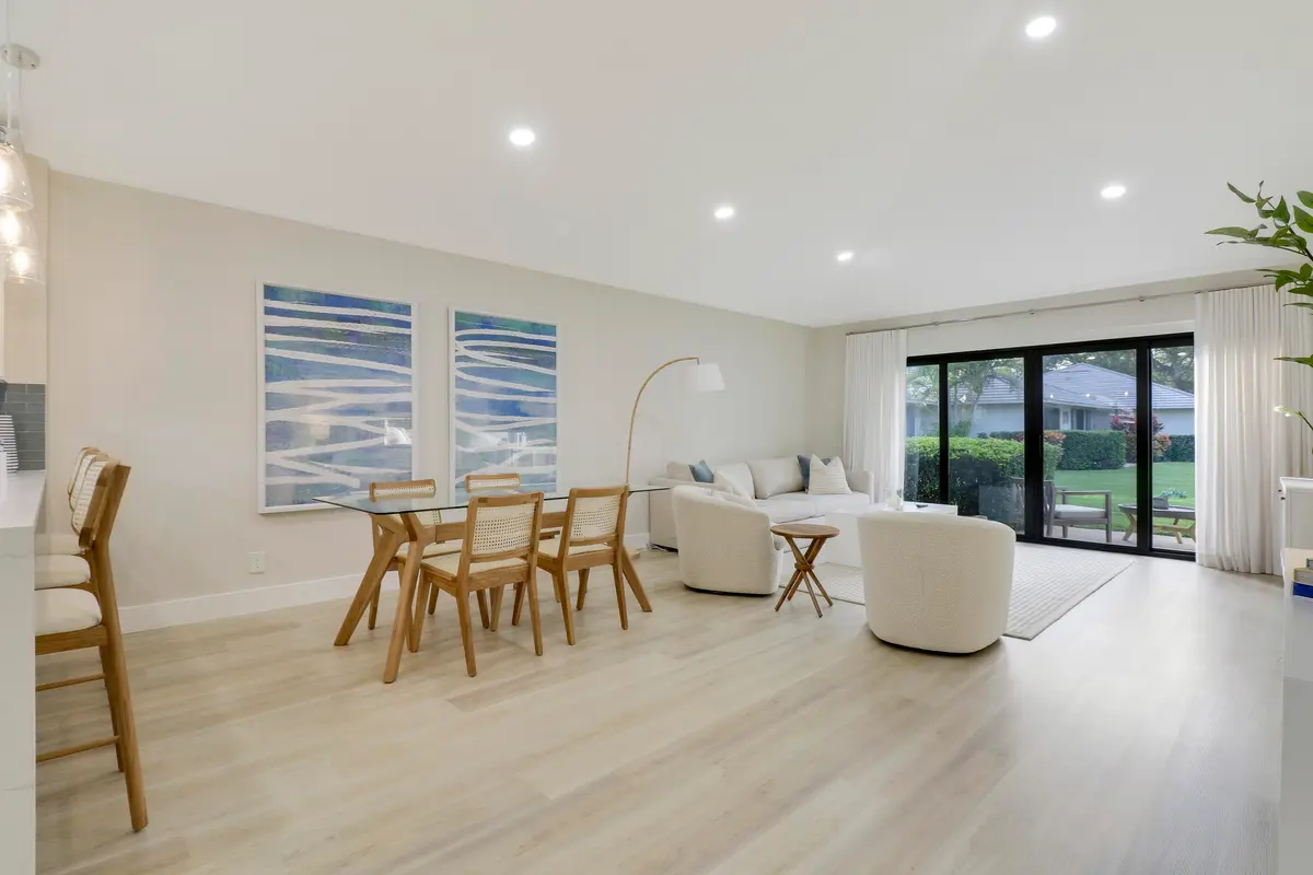House-10 at 523 Club Drive, Palm Beach Gardens