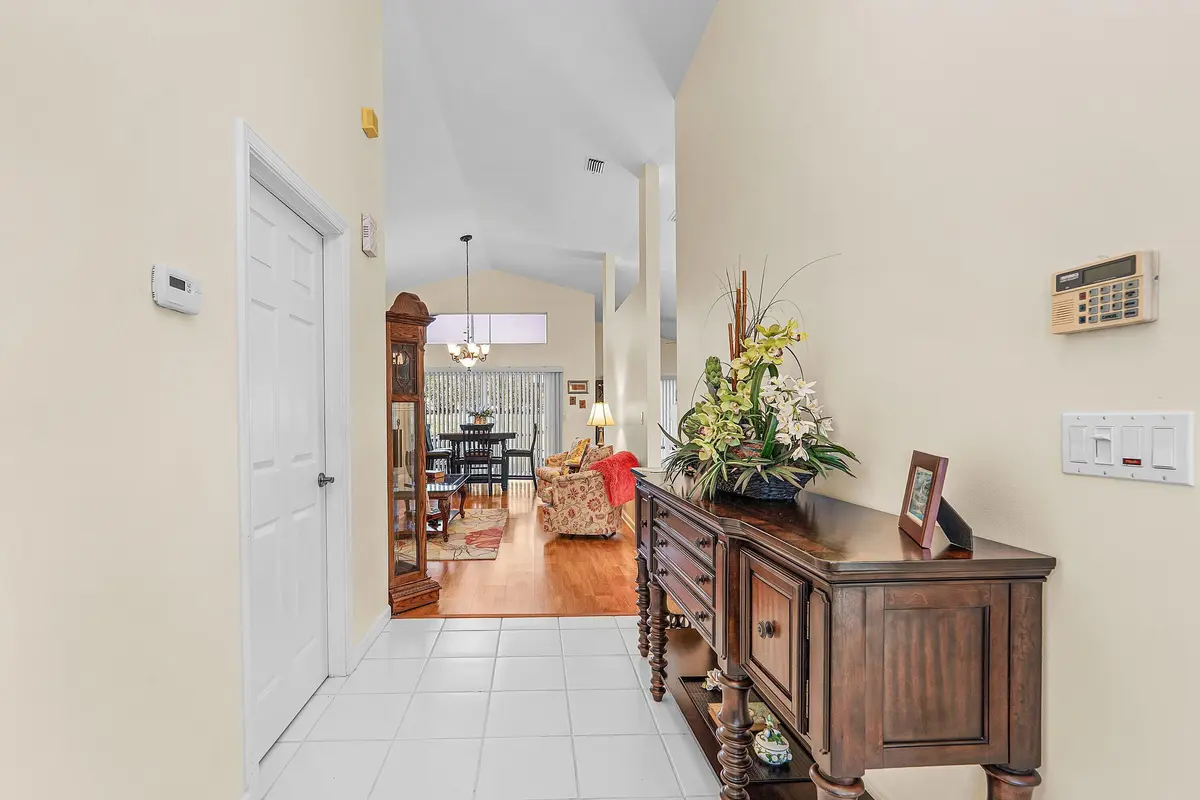 Foyer at 5097 Robino Circle, West Palm Beach