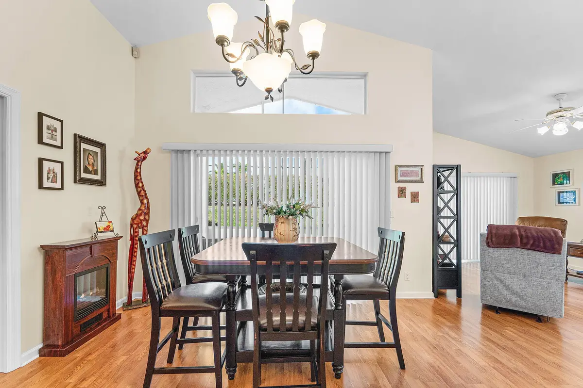 Dining Area at 5097 Robino Circle, West Palm Beach