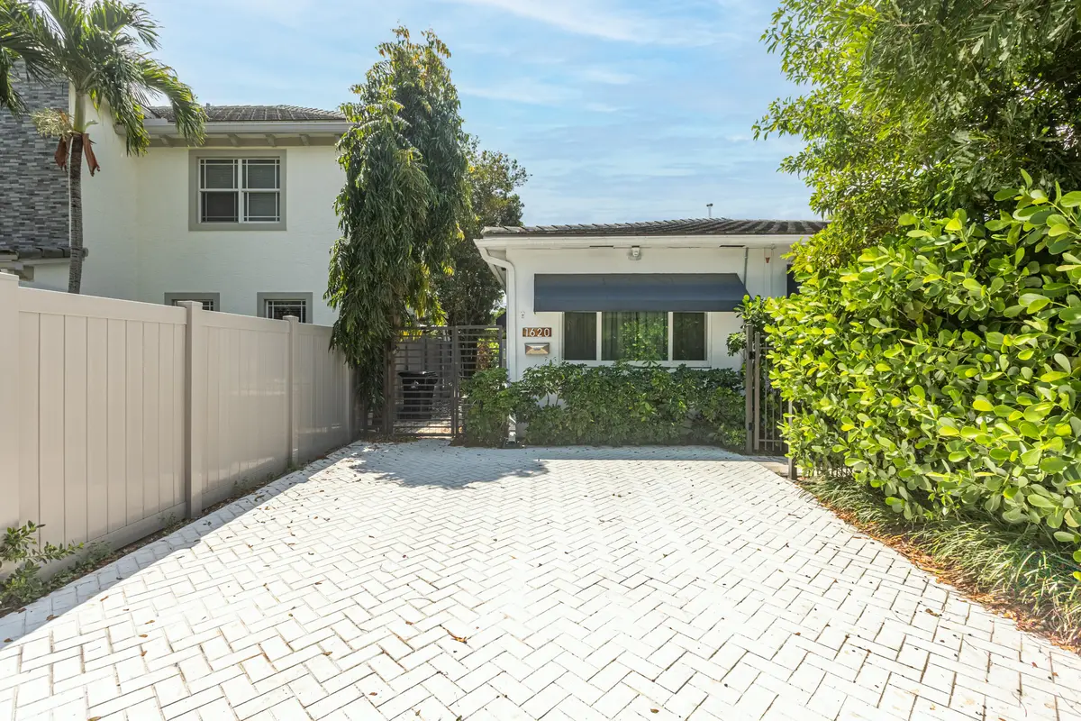 PM_Shelby Tice - 002 at 1620 NE 8th Street, Fort Lauderdale