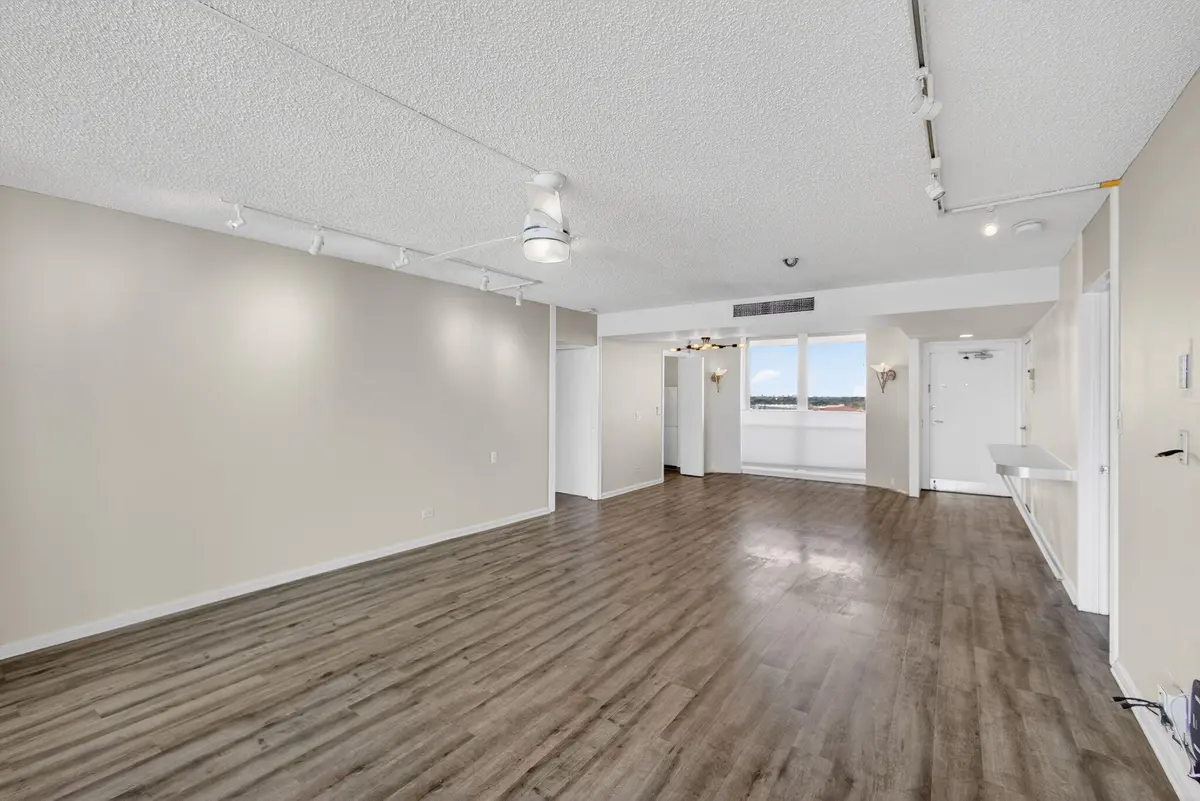 25-web-or-mls-5D1A5715 (1) at 134 Lakeshore Drive T13, North Palm Beach