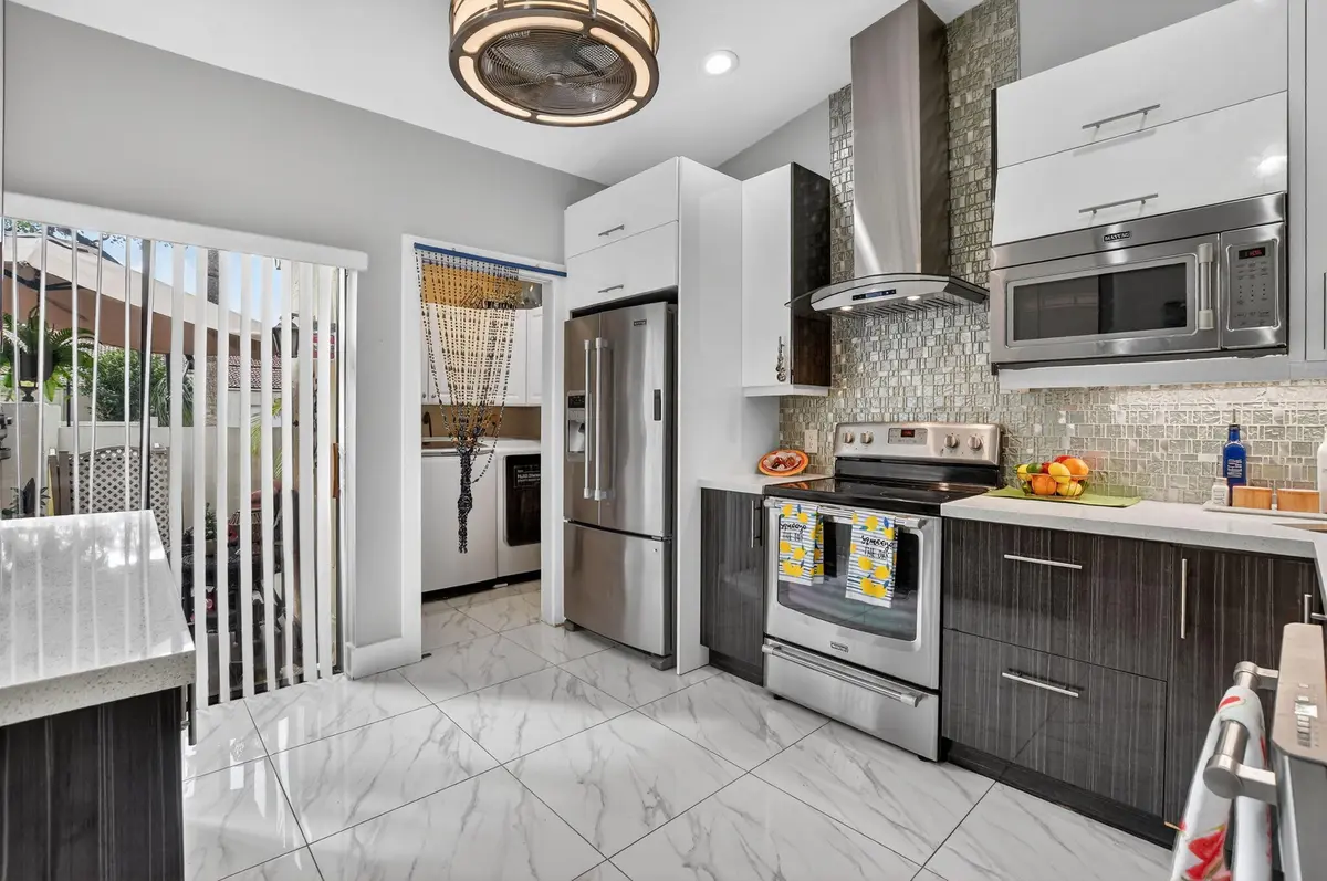 13-web-or-mls-DSC_2861 at 2683 Emerald Way, Deerfield Beach