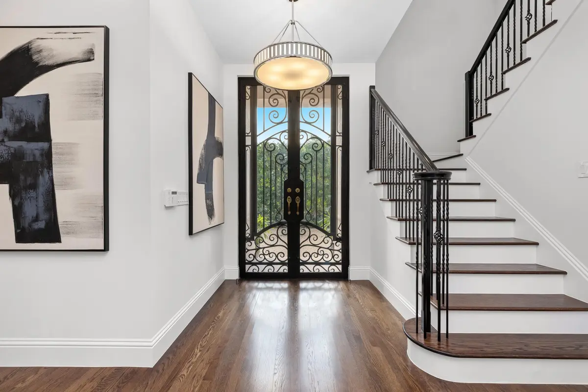Foyer at 125 Via Vizcaya, Palm Beach