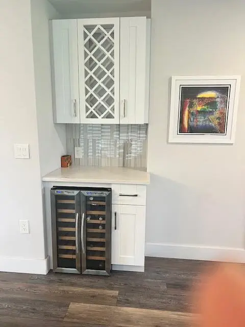 Bar at 5 Stratford Drive D, Boynton Beach