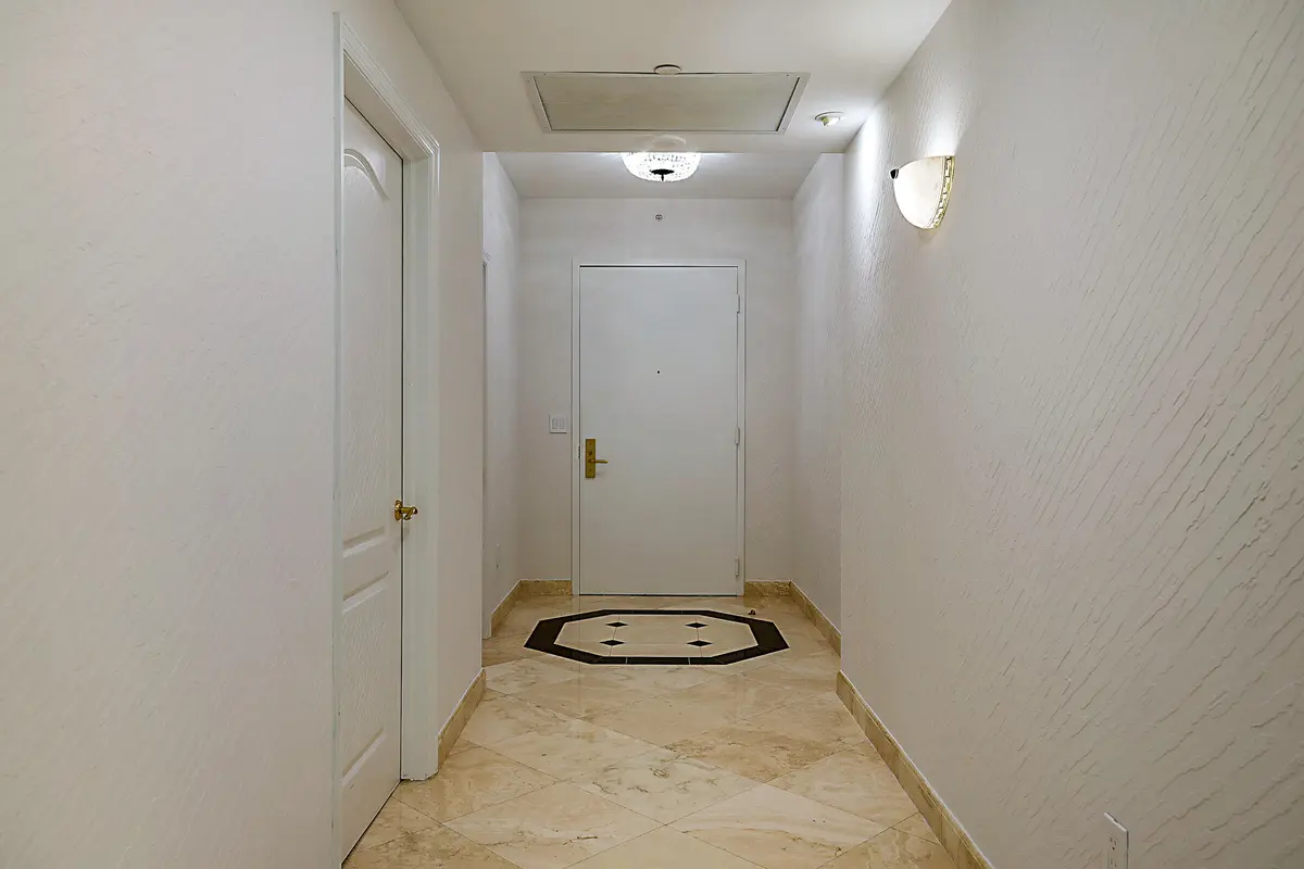 500 SE Mizner Blvd Unit A608-1 at 500 SE Mizner Boulevard A608, Boca Raton