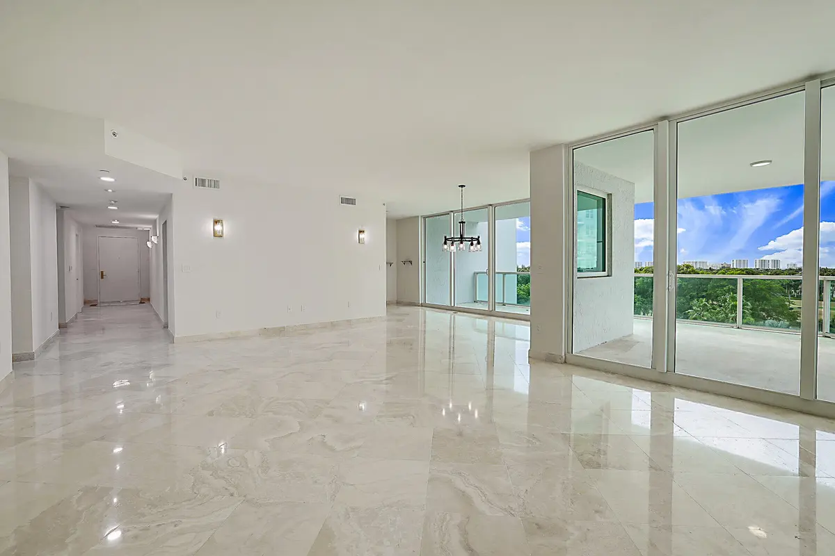 500 SE Mizner Blvd Unit A608-6 at 500 SE Mizner Boulevard A608, Boca Raton