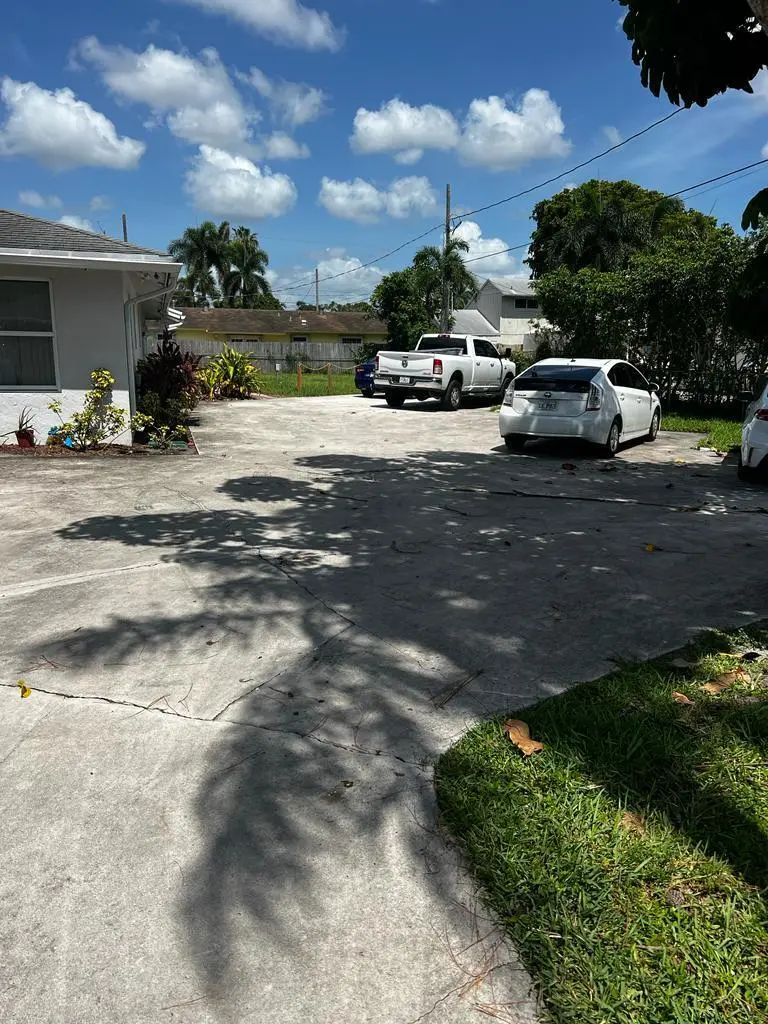 Melvin 4429 9 at 4429 Melvin Road A, Lake Worth Beach