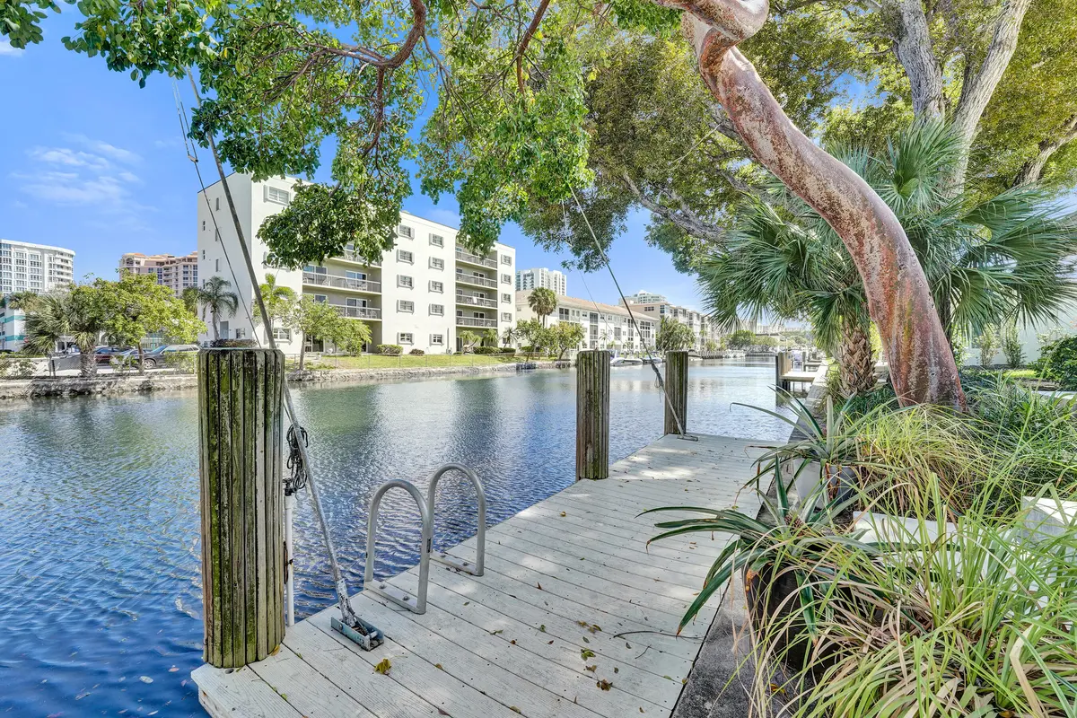 DSC09450 at 1431 S Ocean Boulevard 37, Lauderdale-By-The-Sea