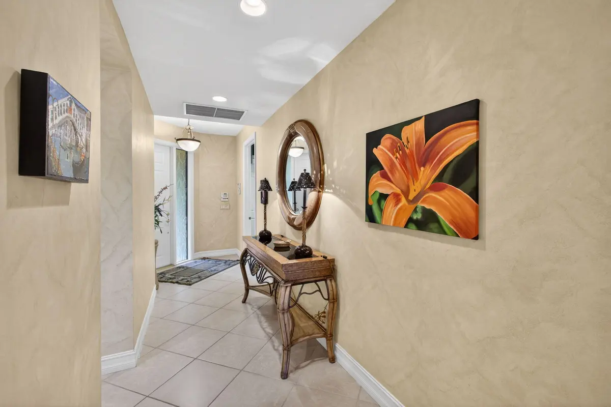 8-web-or-mls-5D1A6023 at 113 Palm Point Circle A, Palm Beach Gardens