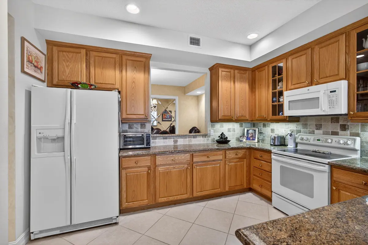 34-web-or-mls-5D1A6173 at 113 Palm Point Circle A, Palm Beach Gardens