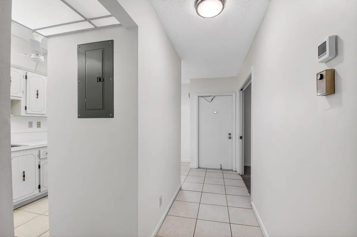 3-web-or-mls-DSC_4537 at 2840 SW 13th Street 103, Delray Beach
