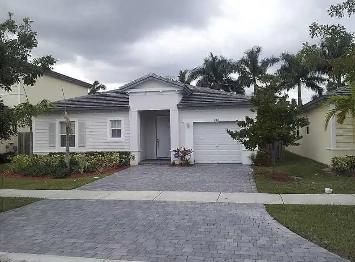 Front of the HOUSE at 140 NE 28th Terrace, Homestead