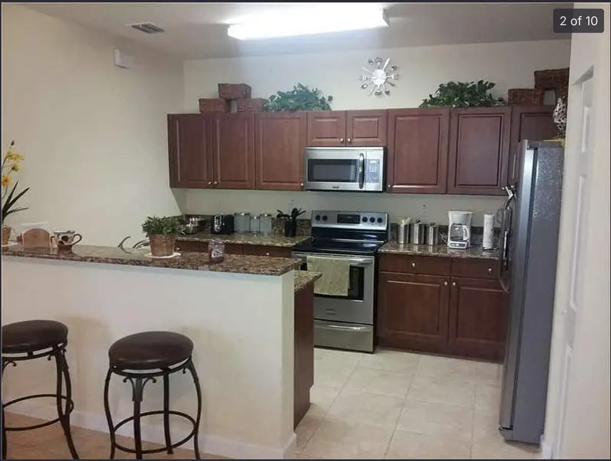 kitchen at 140 NE 28th Terrace, Homestead