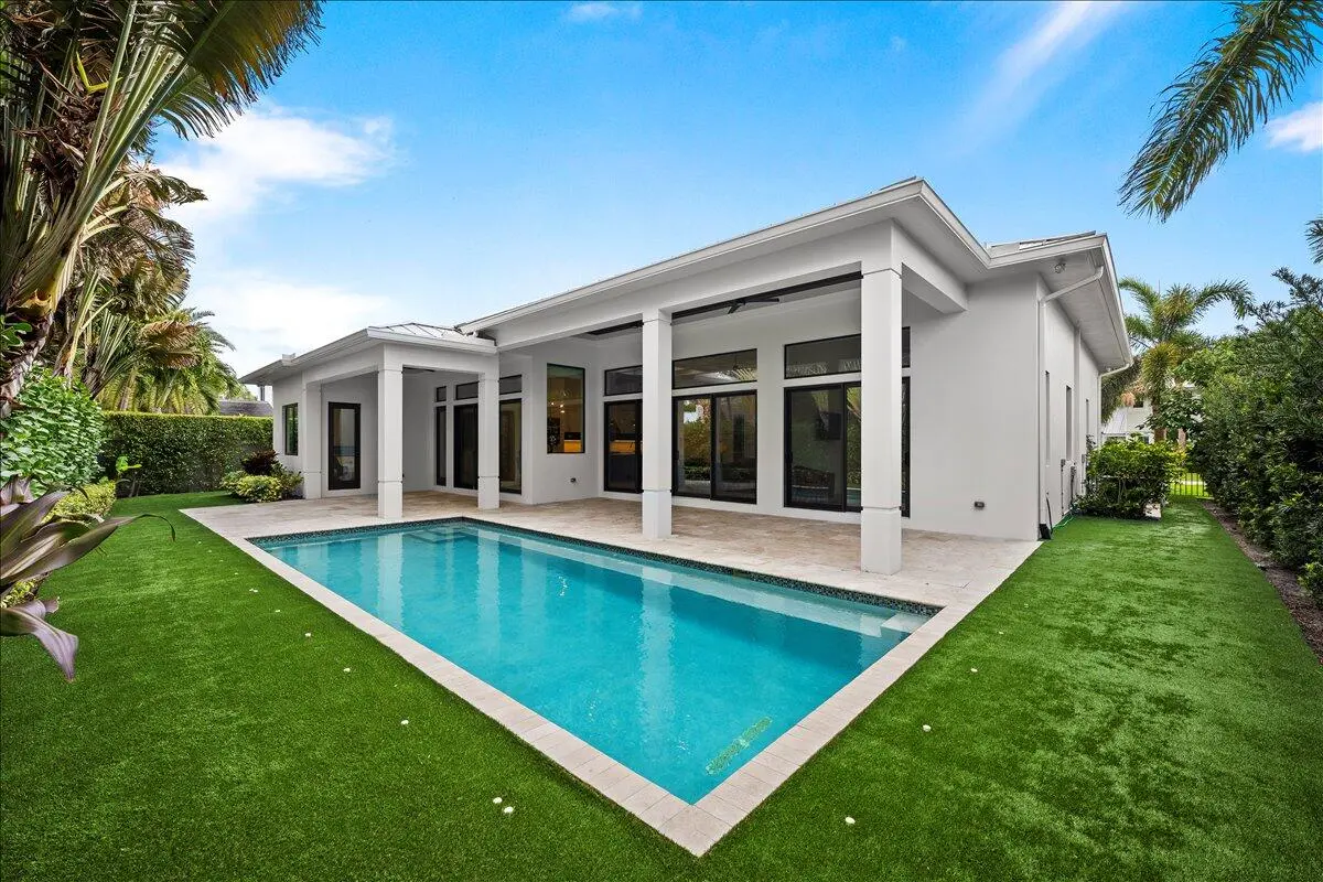 Saltwater Pool at 187 Shelter Lane, Jupiter