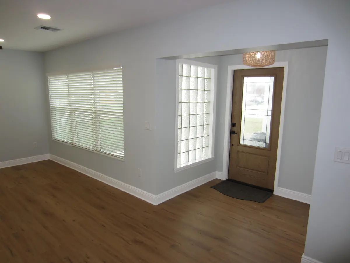 IMG_2142 at 101 E Arbor Avenue, Port St. Lucie