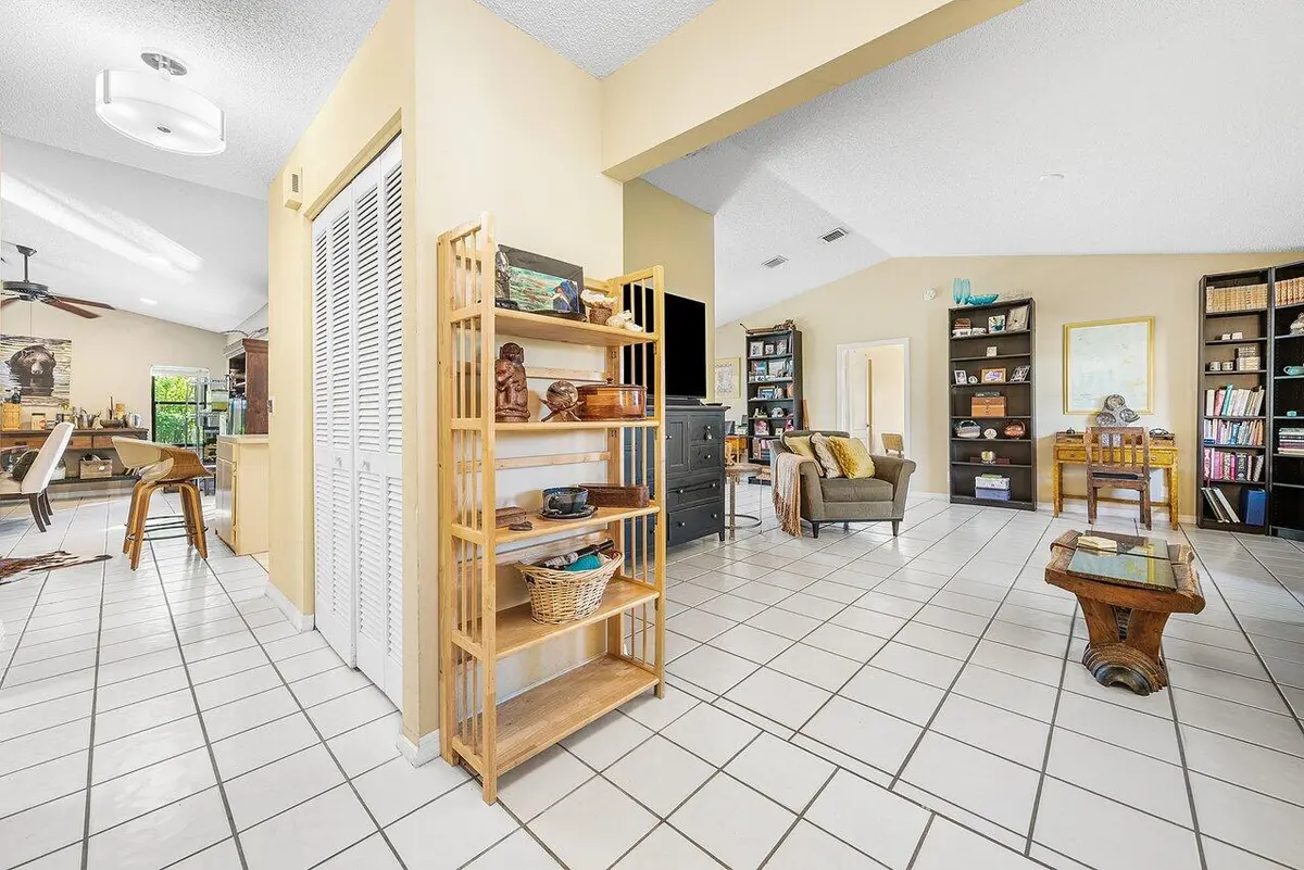 005-1510FirethornDrive-Wellington-FL-334 at 1510 Firethorn Drive, Wellington