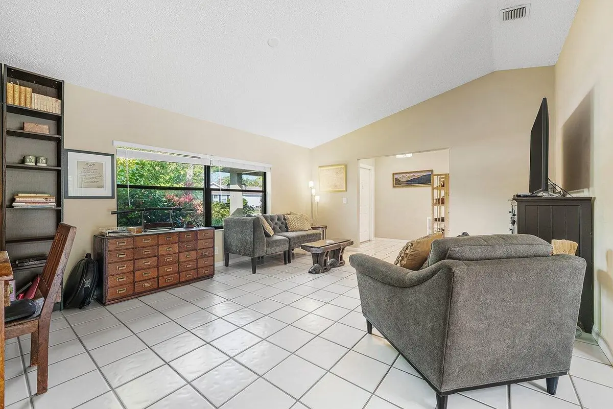 007-1510FirethornDrive-Wellington-FL-334 at 1510 Firethorn Drive, Wellington