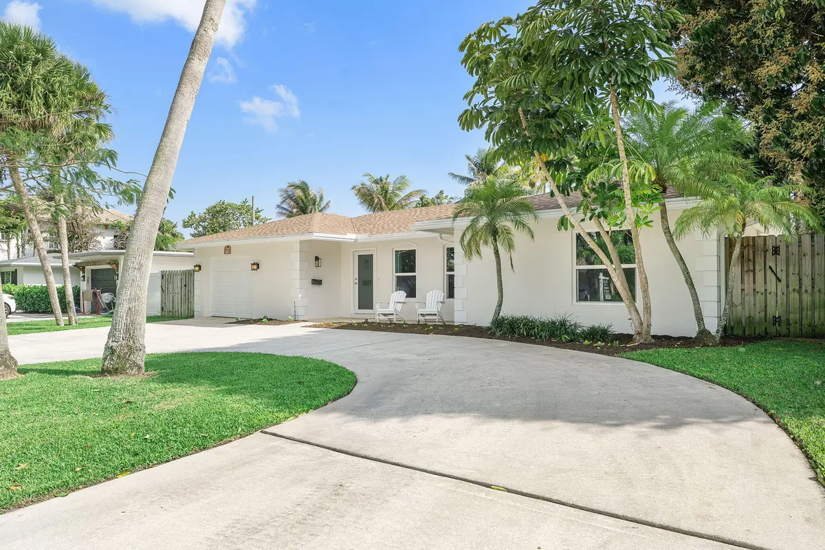 ditty 35 at 788 NW 7th Drive, Boca Raton
