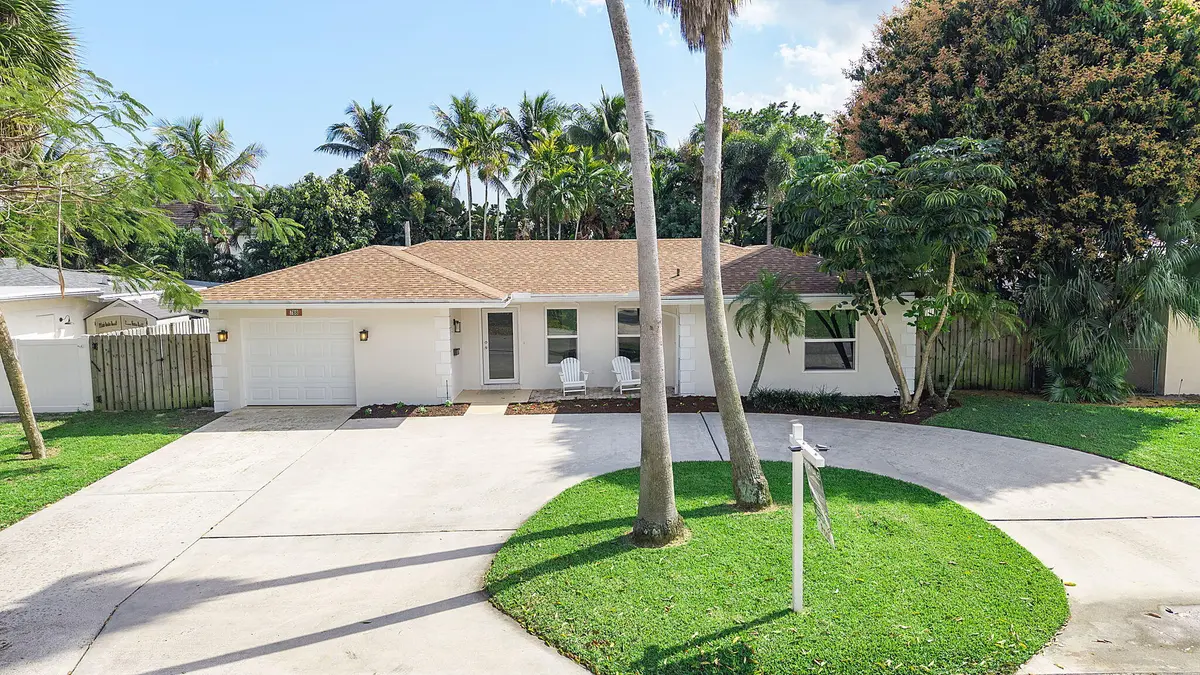 ditty 38 at 788 NW 7th Drive, Boca Raton