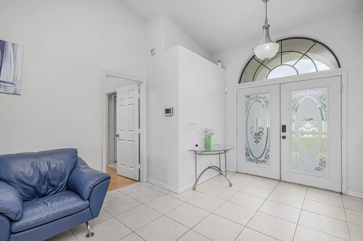 3-web-or-mls-6410 NW Zee Ct - 3 at 6410 NW Zee Court, Port St. Lucie
