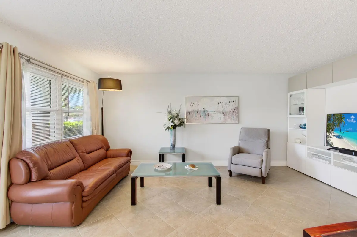 16-web-or-mls-DSC_5422 at 1121 Cambridge F, Deerfield Beach