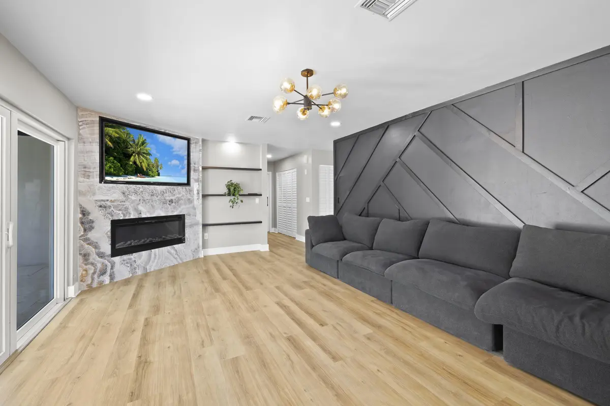 _62_9408 at 208 NW 91st Avenue, Coral Springs