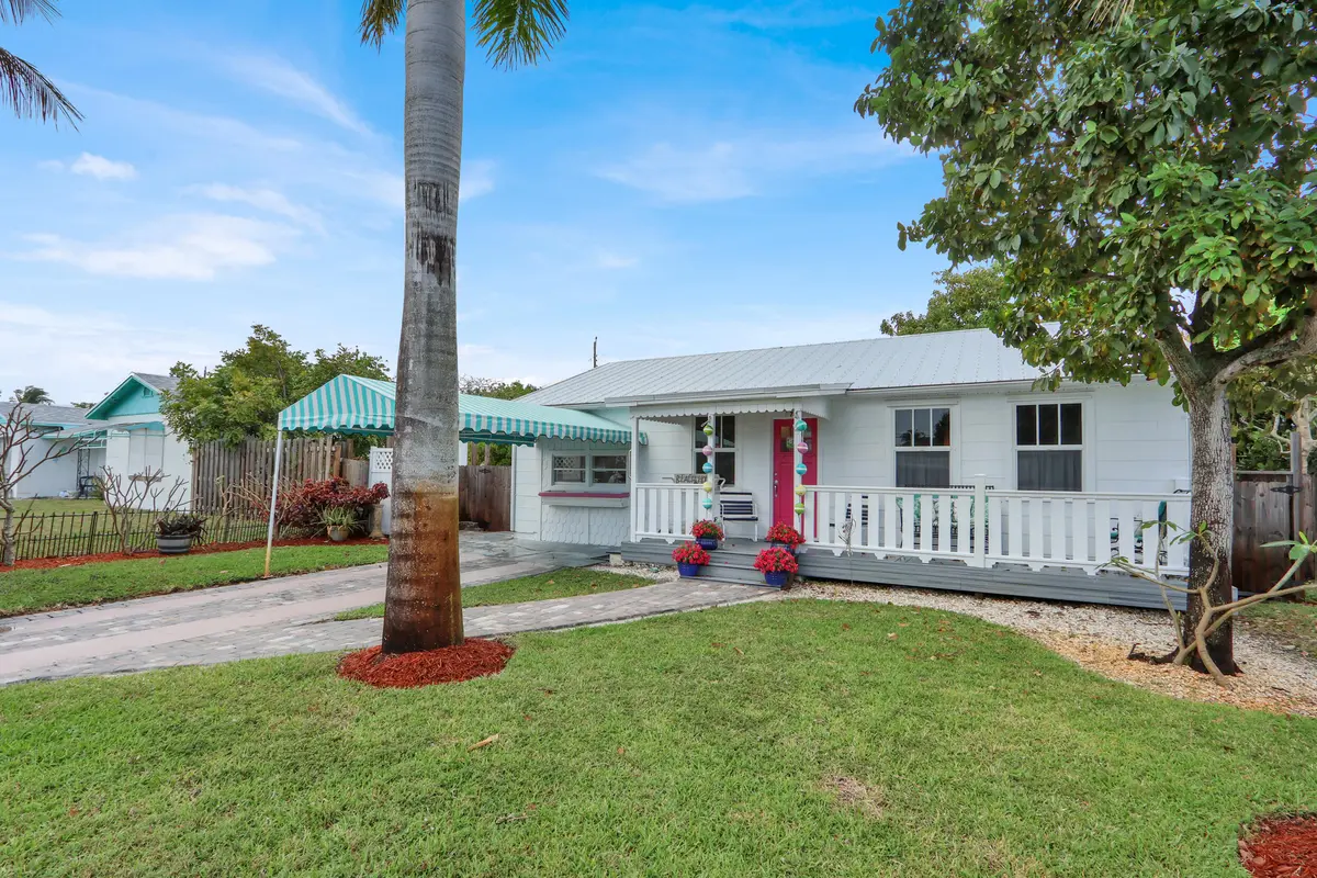 Front Exterior at 176 E 24th Street, Riviera Beach