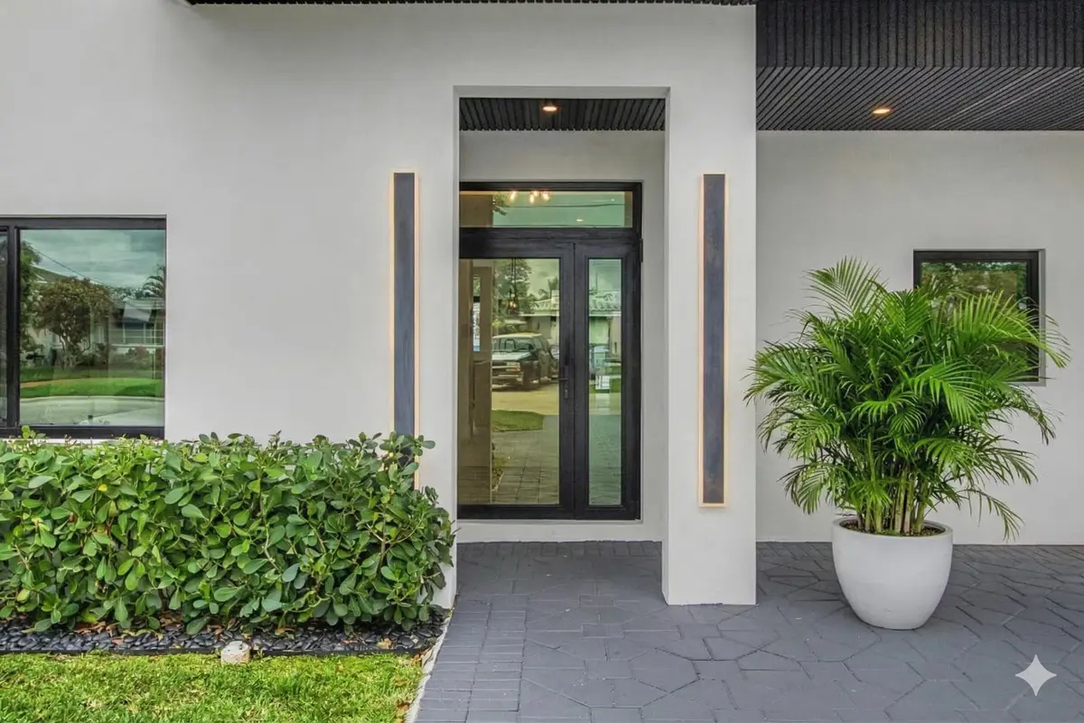 Exterior 2 at 2634 SE 14th Street, Pompano Beach