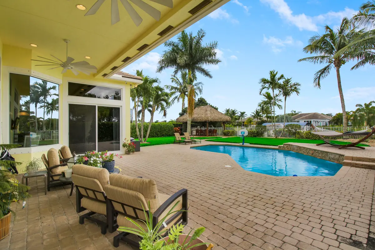 Backyard at 660 SW Yacht Basin Way, Stuart