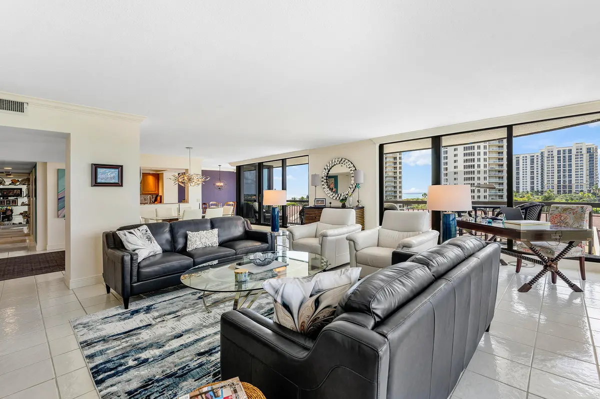 008-4100NorthOceanDrive-504-RivieraBeach at 4100 N Ocean Drive 504, Singer Island