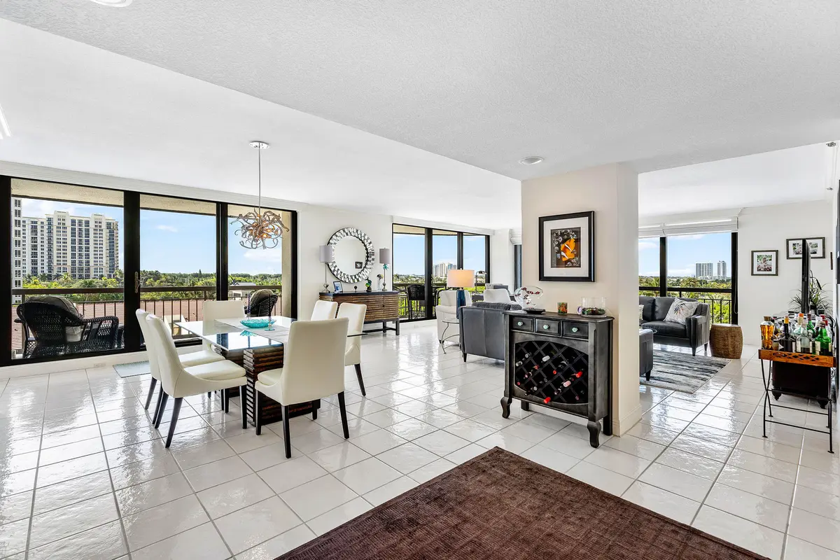 003-4100NorthOceanDrive-504-RivieraBeach at 4100 N Ocean Drive 504, Singer Island
