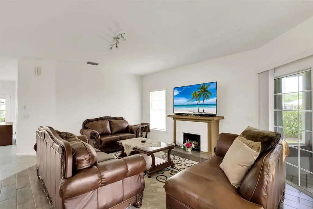 GetMedia (3) at 7334 Pine Creek Way, Port St. Lucie