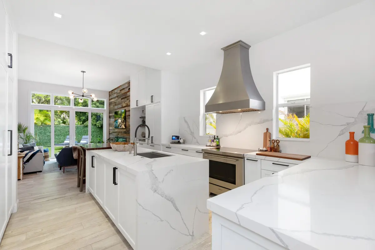 1I6A4598 at 24 Grand Bay Estates Circle, Key Biscayne