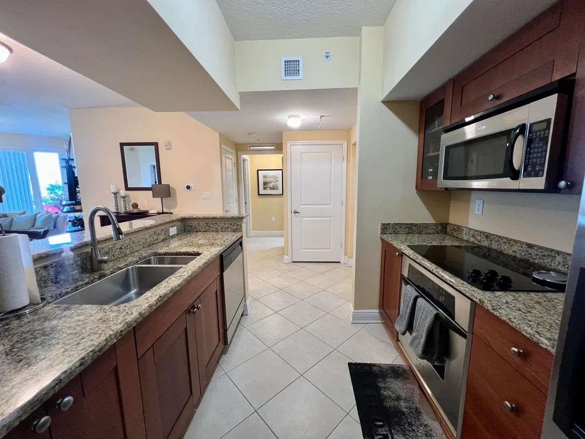 Stuart at 975 NW Flagler Avenue, Stuart
