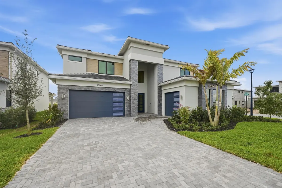 Sussex at Whitmore Estates at 10146 Royal Ascot Avenue, Lake Worth